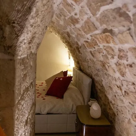 La Dello Zahir Ostuni
